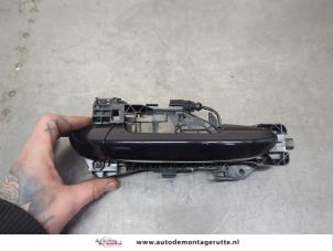 O199048 Gebruikte deurgreep 4deurs rechts-achter Volkswagen Passat