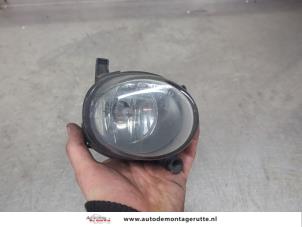 O199054 Gebruikte mistlamp rechts-voor Volkswagen Passat