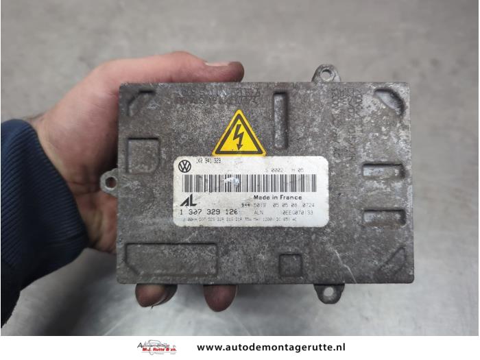 Gebruikte Xenon module Volkswagen Passat O199059