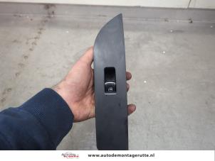 O199068 Gebruikte ruit schakelaar elektrisch Volkswagen Passat