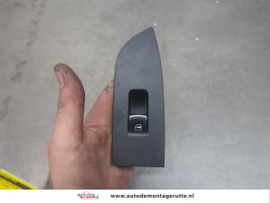 O199070 Gebruikte ruit schakelaar elektrisch Volkswagen Passat