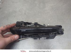 O199081 Gebruikte deurgreep 4deurs rechts-voor Volkswagen Passat