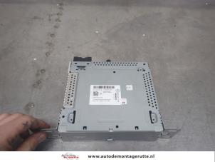 O199087 Gebruikte radio module Renault Zoe