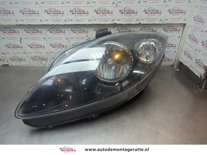 Gebruikte Linker Koplamp Seat Leon O199194