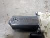 Gebruikte Portierruitmotor Mercedes A-Klasse O199219