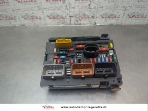 O199226 Gebruikte zekeringkast Peugeot 308