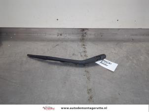 O199251 Gebruikte ruitenwisserarm achter BMW 1-Serie