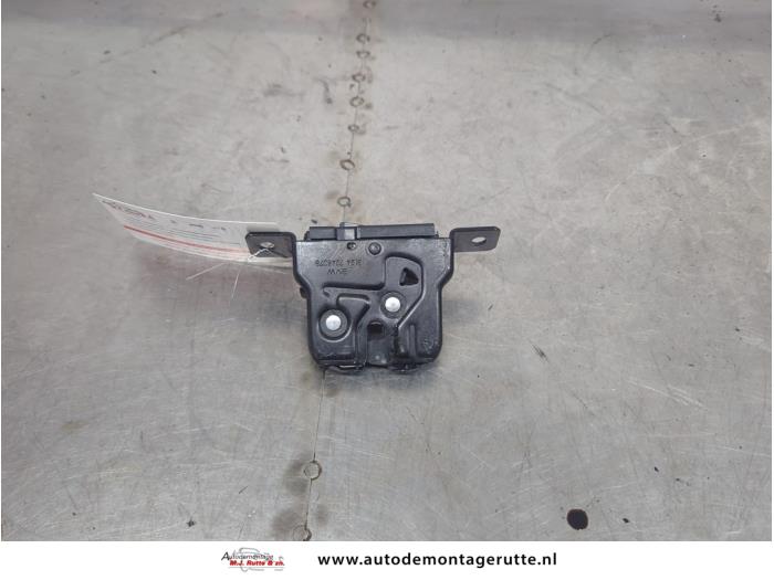Gebruikte Achterklep Slotmechaniek BMW 1-Serie O199254