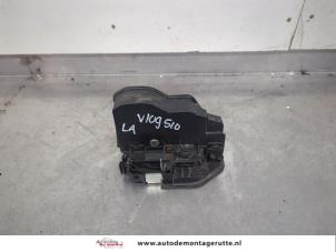 O199264 Gebruikte portierslot mechaniek 4deurs links-achter BMW 1-Serie
