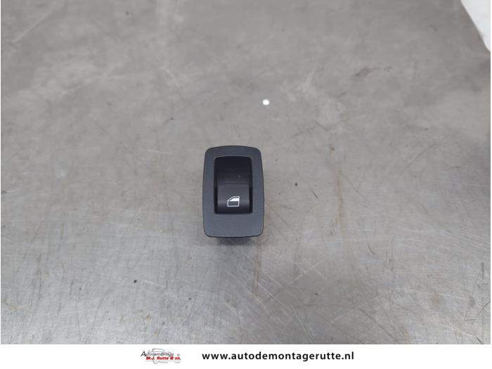 Gebruikte Raam schakelaar elektrisch BMW 1-Serie O199286