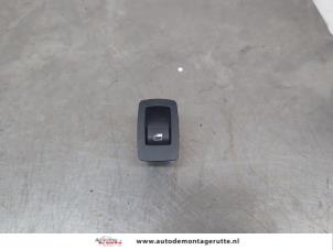 O199286 Gebruikte raam schakelaar elektrisch BMW 1-Serie