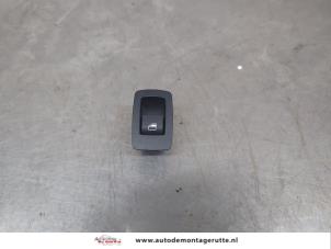 O199287 Gebruikte raam schakelaar elektrisch BMW 1-Serie