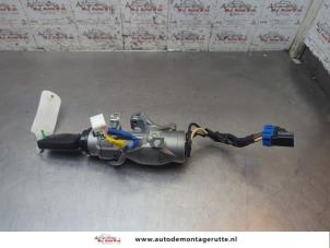 O199294 Gebruikte sleutel+contactslot Kia Ceed