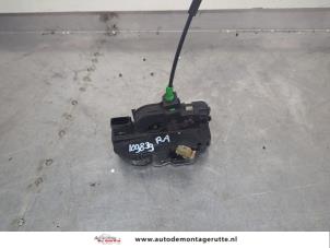 O199380 Gebruikte portierslot mechaniek 4deurs rechts-achter Opel Astra