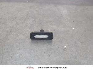 O199385 Gebruikte schakelaar achterklep Hyundai I30