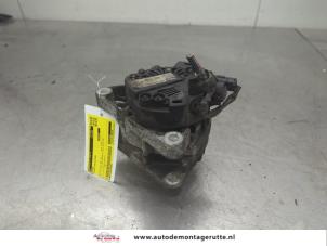 O199399 Gebruikte alternator Peugeot 206