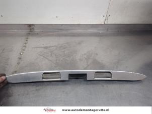 O199473 Gebruikte handgreep achterklep Peugeot 307