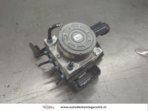 O199490 Gebruikte abs pomp BMW 1-Serie