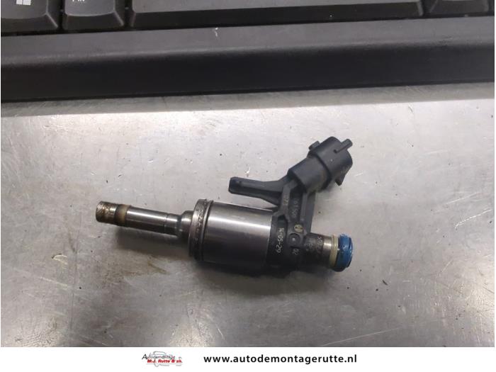 Gebruikte Injector (benzine injectie) BMW 1-Serie O199502