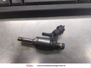 O199502 Gebruikte injector (benzine injectie) BMW 1-Serie