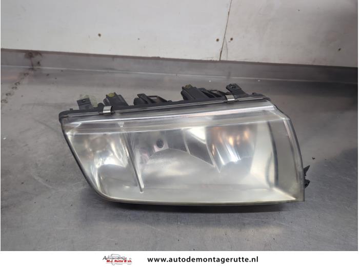 Gebruikte Rechter Koplamp Skoda Fabia O199503