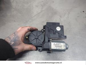 O199508 Gebruikte motor electrisch raam Skoda Fabia