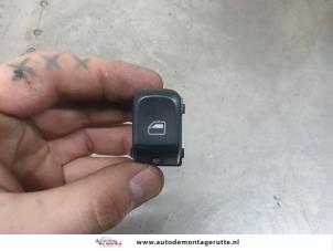O199569 Gebruikte elektrisch raam schakelaar Audi A4