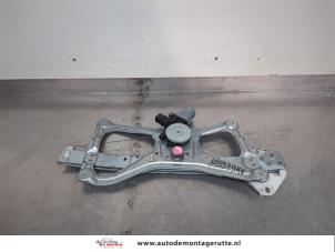 O199623 Gebruikte ruitmechaniek 4deurs rechts-voor Honda Civic