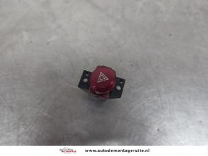 O199625 Gebruikte schakelaar paniekverlichting Honda Civic