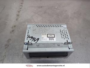 Gebruikte Radio CD Speler Ford Transit Custom 2.2 TDCi 16V Prijs € 125,00 Margeregeling aangeboden door Autodemontage M.J. Rutte B.V.