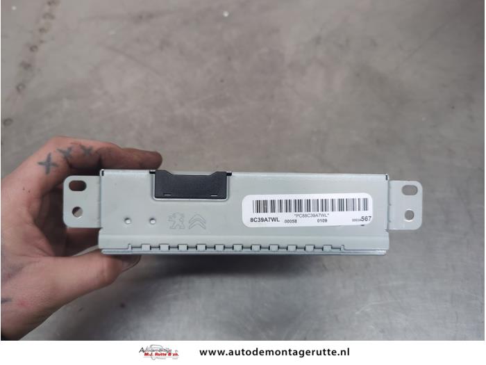 Gebruikte Radio module Peugeot 2008 O199713