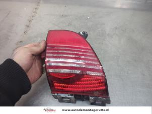 O199716 Gebruikte mistachterlicht Peugeot 2008