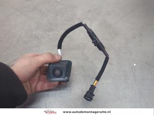O199720 Gebruikte achteruitrij camera Peugeot 2008