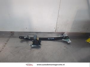 O199780 Gebruikte raammechaniek 4deurs rechts-achter Volvo XC90