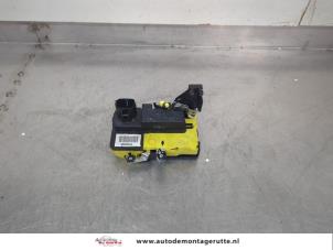 O199787 Gebruikte portierslot mechaniek 4deurs rechts-voor Volvo XC90