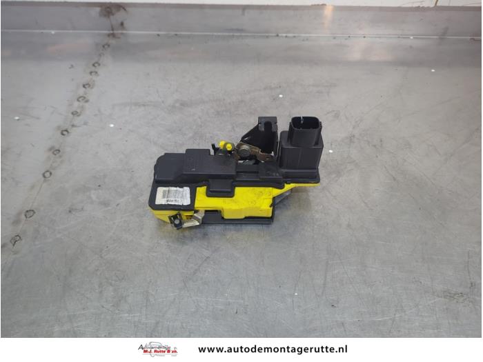 Gebruikte Deurslot Mechaniek 4Deurs rechts-achter Volvo XC90 O199788