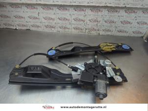 O199810 Gebruikte ruitmechaniek 4deurs links-voor Opel Astra