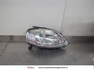 O199877 Gebruikte koplamp rechts Volkswagen Fox