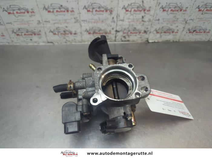 Gebruikte Gasklephuis Toyota Yaris O199944