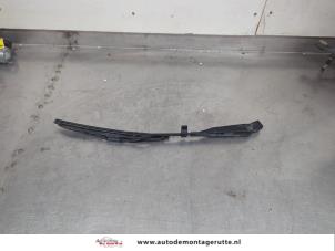 O199963 Gebruikte ruitenwisserarm achter Jeep Cherokee