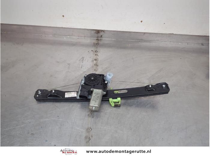 Gebruikte Raammechaniek 4Deurs rechts-achter BMW 3-Serie O200030