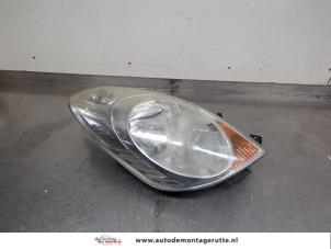O200046 Gebruikte rechter koplamp Nissan Note