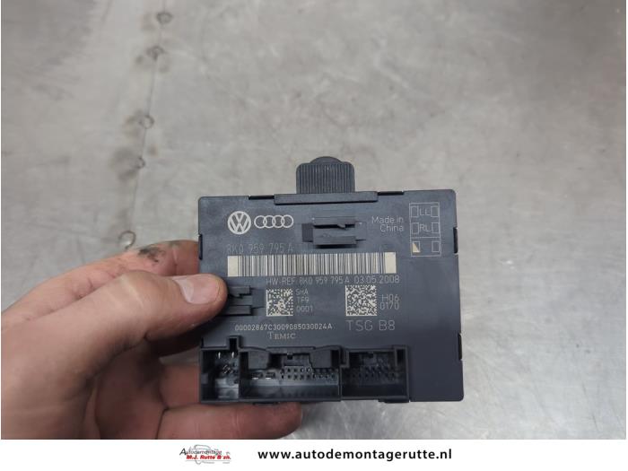 Gebruikte Sam module Audi A4 O200052