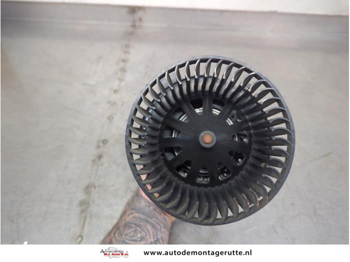 Gebruikte Kachel Ventilatiemotor Peugeot 307 O200091