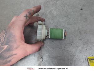 O200146 Gebruikte kachel weerstand Toyota Aygo