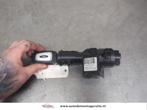 O200153 Gebruikte kontaktslot+sleutel Ford KA