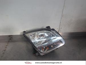 O200155 Gebruikte rechter koplamp Suzuki Ignis