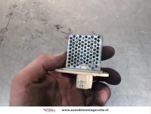 O200171 Gebruikte kachel weerstand Suzuki Ignis