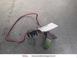 O200176 Gebruikte kachel weerstand Renault Twingo