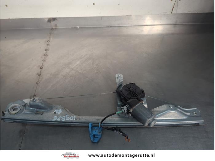 Gebruikte Ruitmechaniek 4Deurs rechts-voor Renault Modus O200197